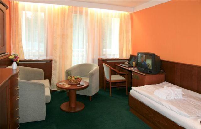 Hotel Nastup Loucna pod Klinovcem Phòng bức ảnh